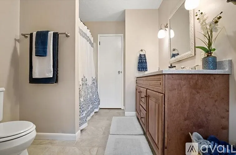 1712 Scampton Dr — Photo 16