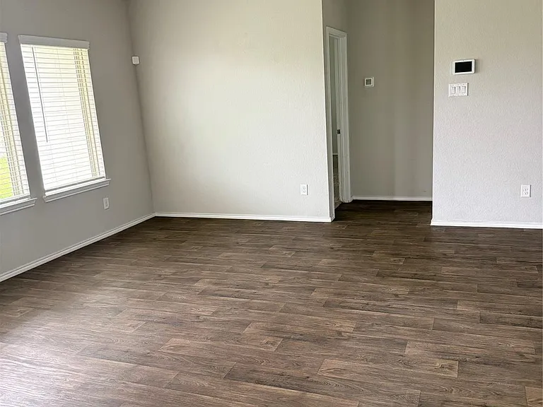 4406 Andorno Dr — Photo 9