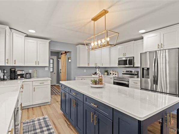 4365 Four Rod Rd, East Aurora, NY 14052