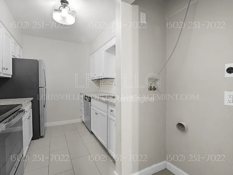 3500 Lodge Ln #240 — Photo 6