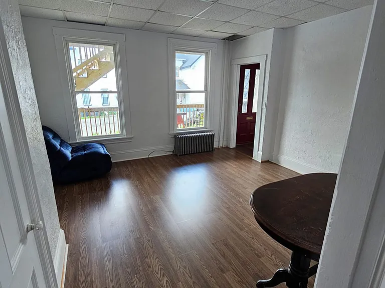 274 Pine St #1 — Photo 11