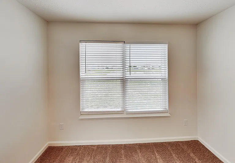 2835 Strauss Ln — Photo 6