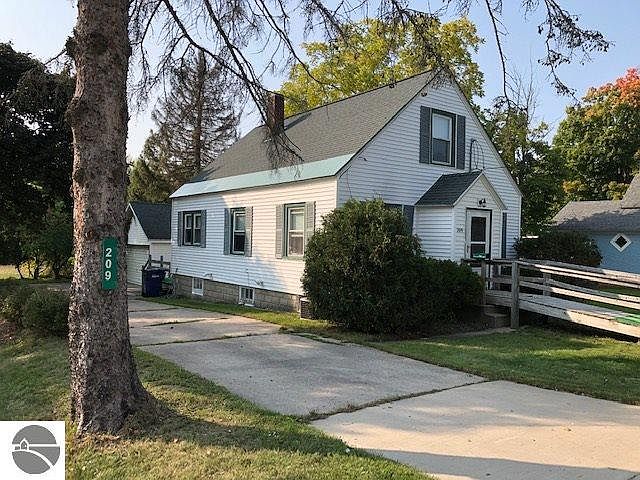 1st image of 209 N Brownson Ave