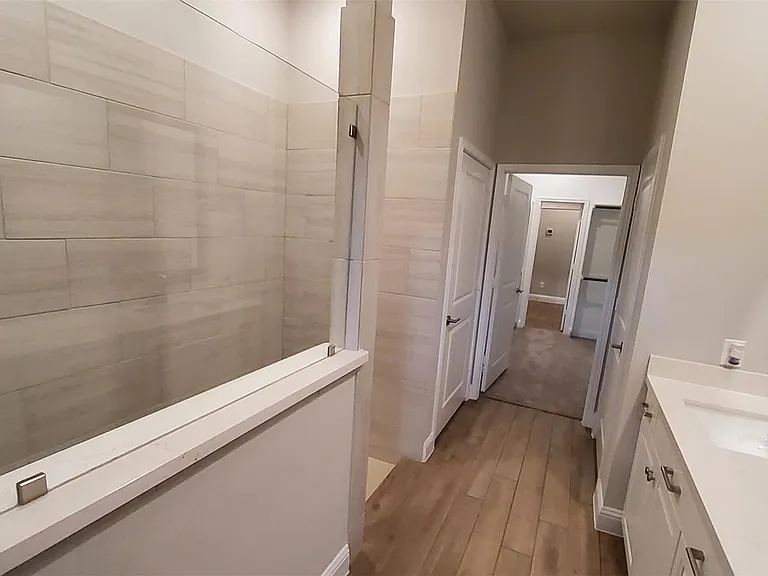 2106 Grapewood Ln — Photo 28