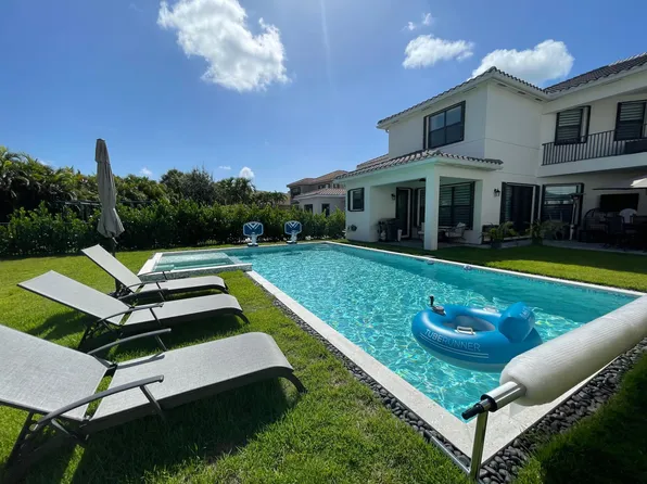 4041 Nova Ln, Naples, FL 34119