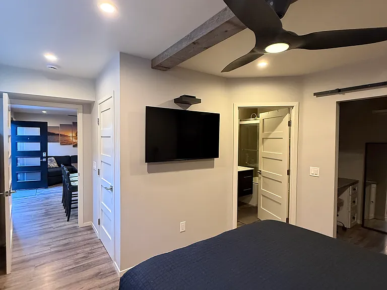 1623 Neptune Ave — Photo 5