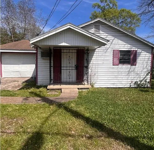 1210 Culverhouse St Photo 1