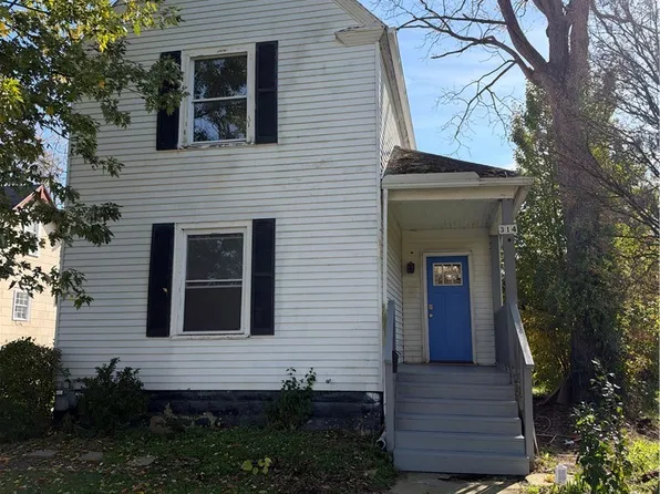 314 16th St, Elyria, OH 44035