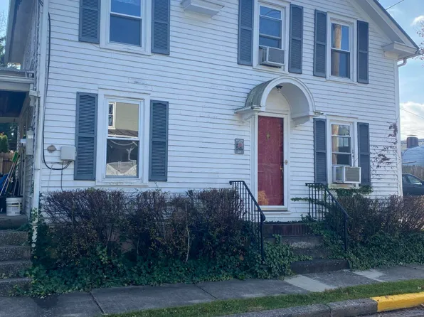 405 Saint Anthony St, Lewisburg, PA 17837