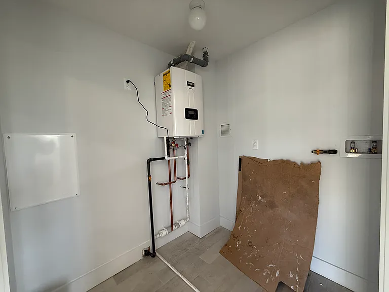 47 Chester Pl #1 — Photo 14