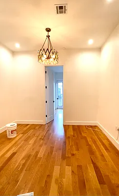 Rented by Nooklyn NYC LLC | media 19