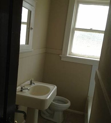 5th image of 4759-4761 Alaska Ave