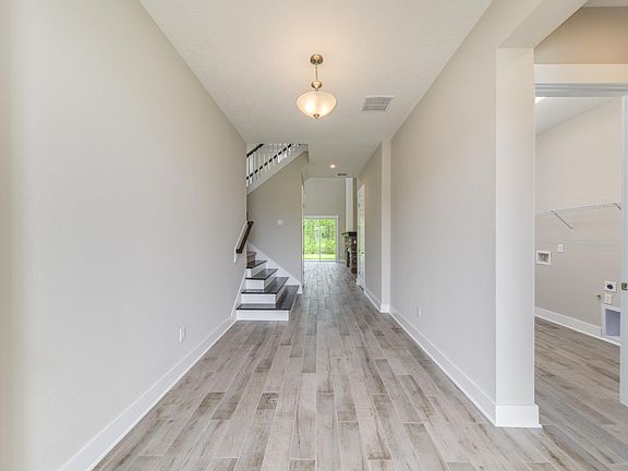 The Crestmoore II Foyer