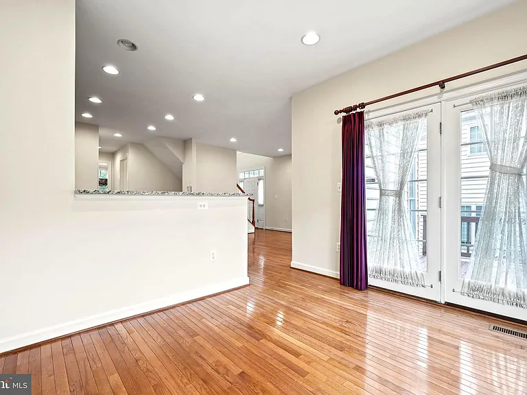 4519 Fair Valley Dr — Photo 8