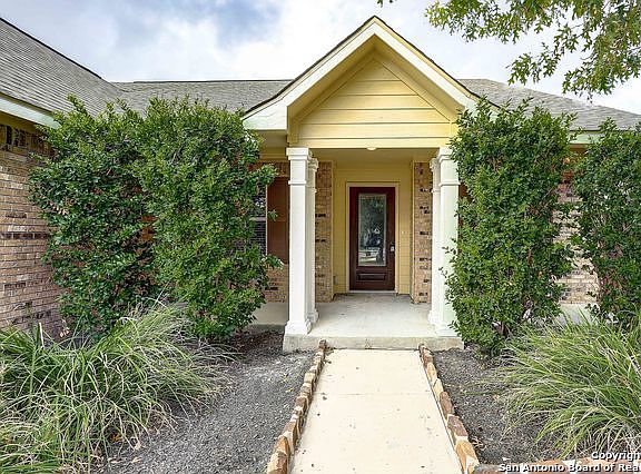 4th image of 513 Turnberry Way