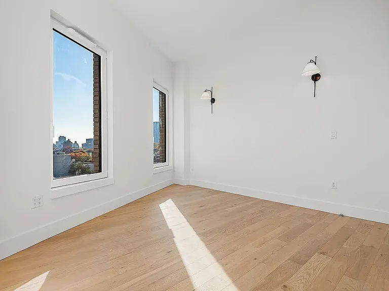 58 Vanderbilt Ave #8K — Photo 6