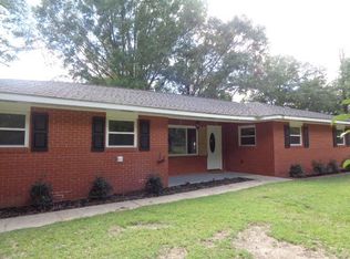 17 Parker Way, Seale, AL 36875