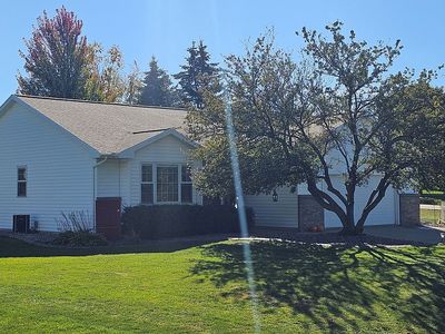 N1424 Wildwood Dr, Greenville, WI, 54942