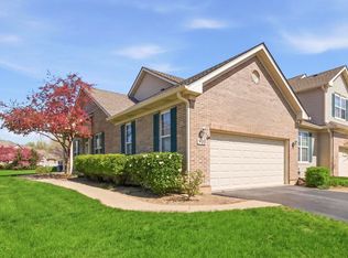 910 Oak Ridge Blvd, Elgin, IL 60120
