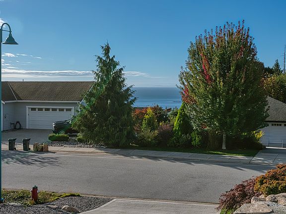 3rd image of 6252 Oracle Rd