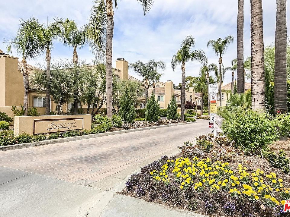 1st image of 23725 Del Monte Dr Unit 196