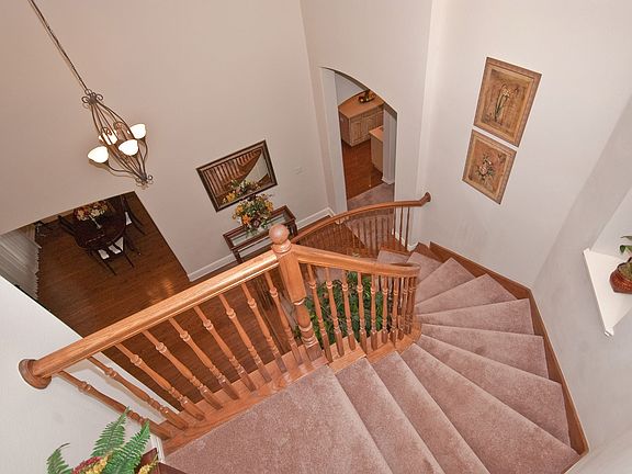 3rd image of 5190 Lake Creek Ct