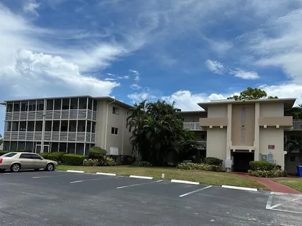 2562 N Garden Dr Drive N #305, Lake Worth, FL 33461