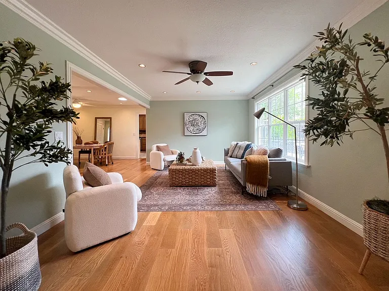 3321 Anita Ct — Photo 9