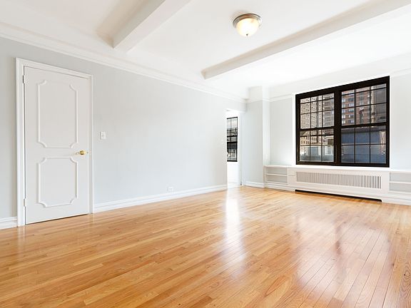 3rd image of 1 University Pl APT 14H