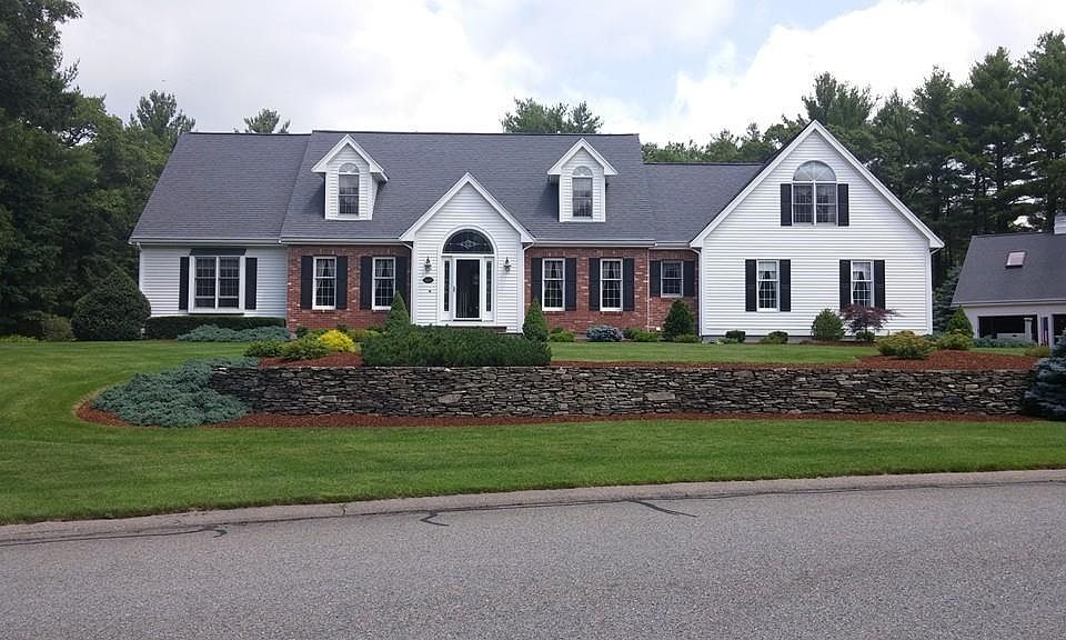1st image of 3 Alice Bradley Ln