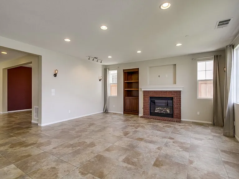 5102 Sevilla St — Photo 19