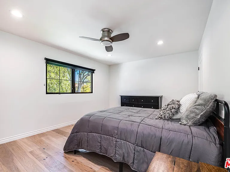4239 W McFarlane Ave — Photo 24