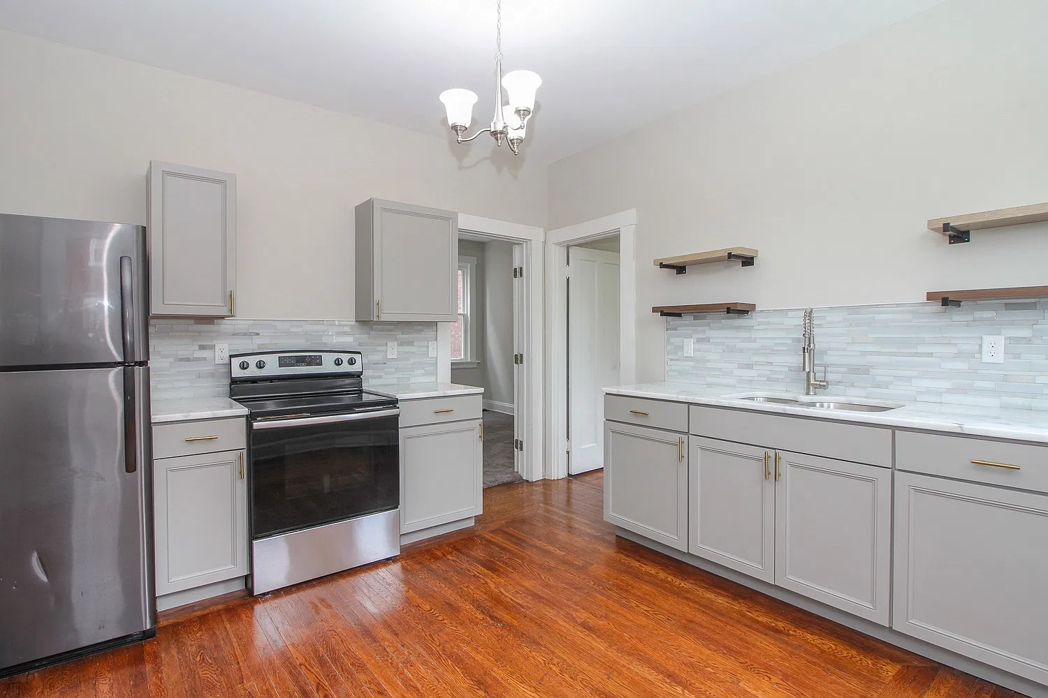 2 bed, $1,195 — Photo 1