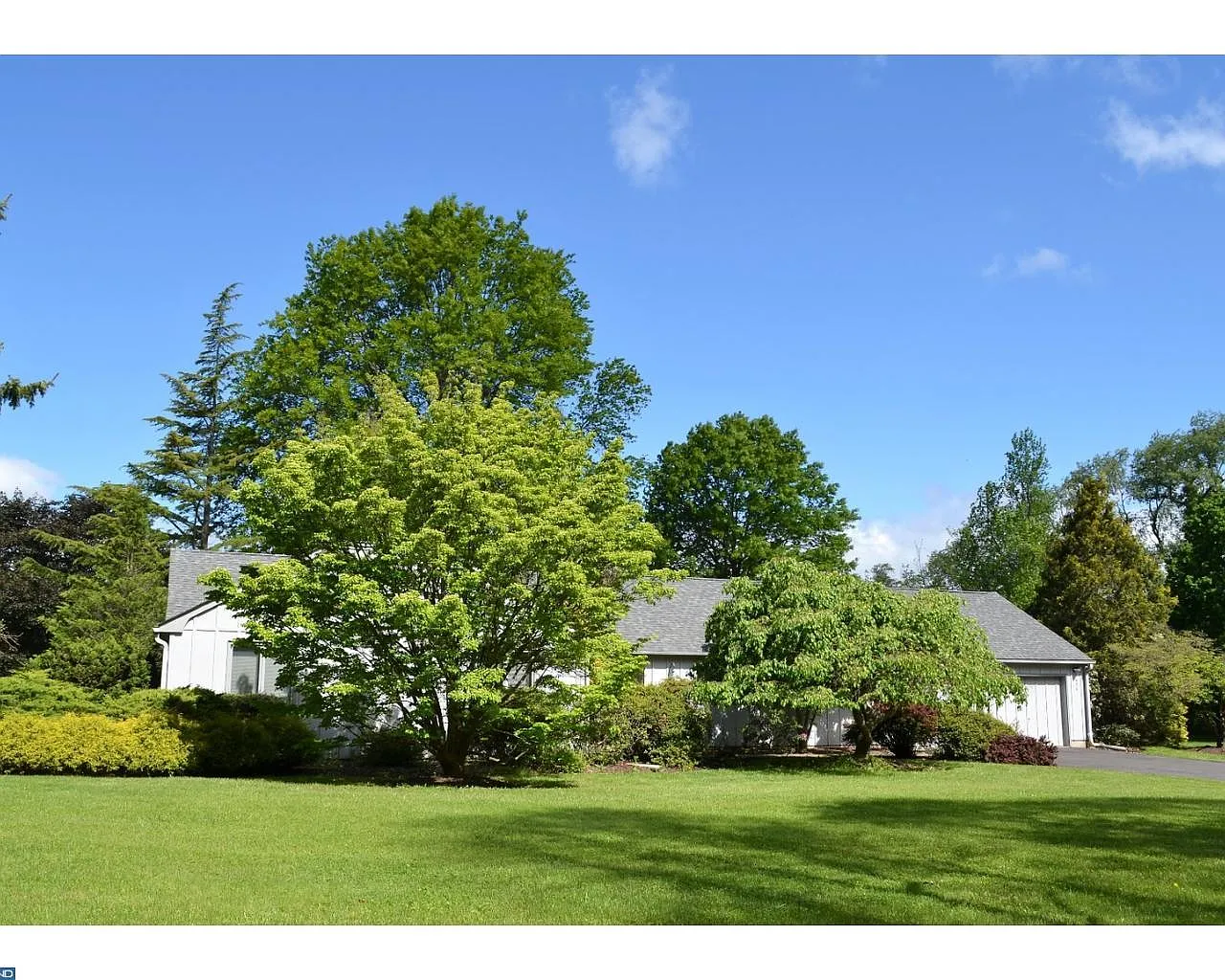 5474 Carversville Rd photo 1