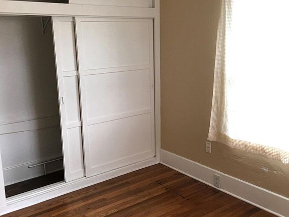 2nd image of 4184 Illinois St