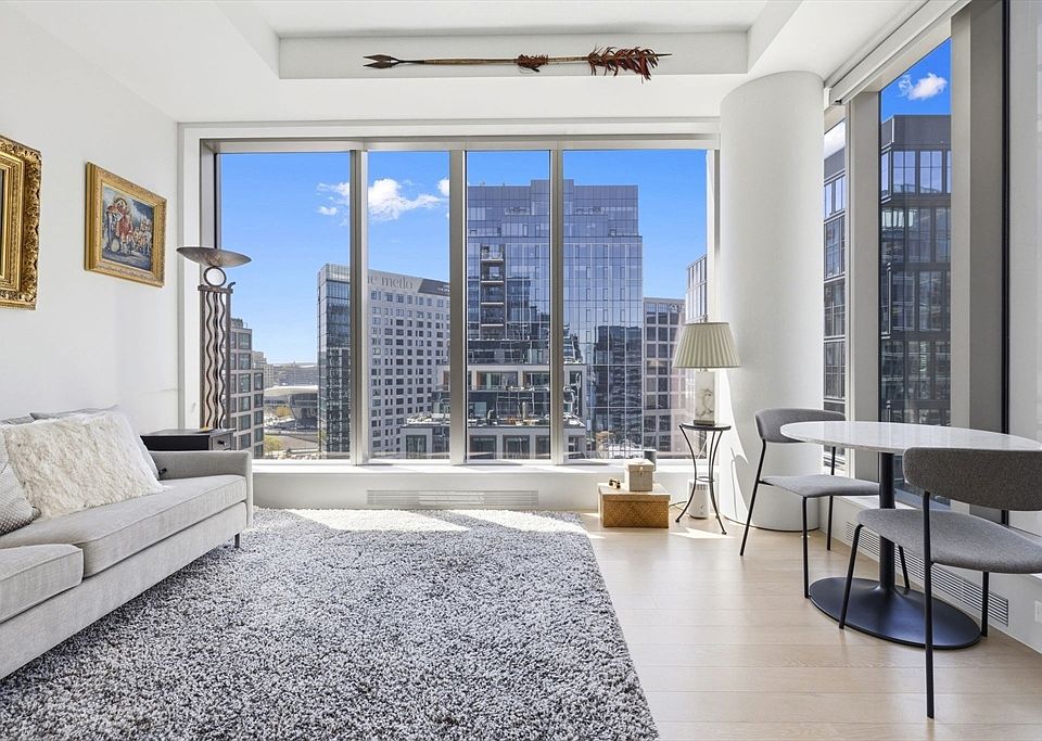 1st image of 133 Seaport Blvd Unit 1805