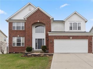 10337 Gladeview Dr, Indianapolis, IN 46239