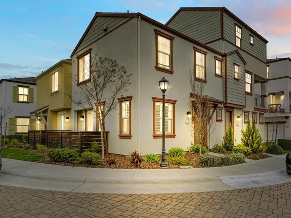 2601 Cleat Ln, Sacramento, CA 95818