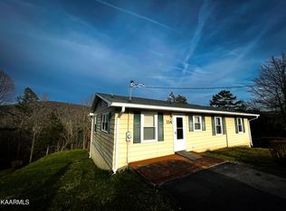 114 Wills Dr, Harriman, TN 37748