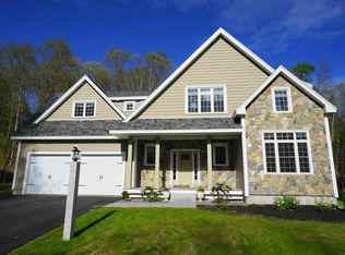 7 Market St, Stratham, NH 03885