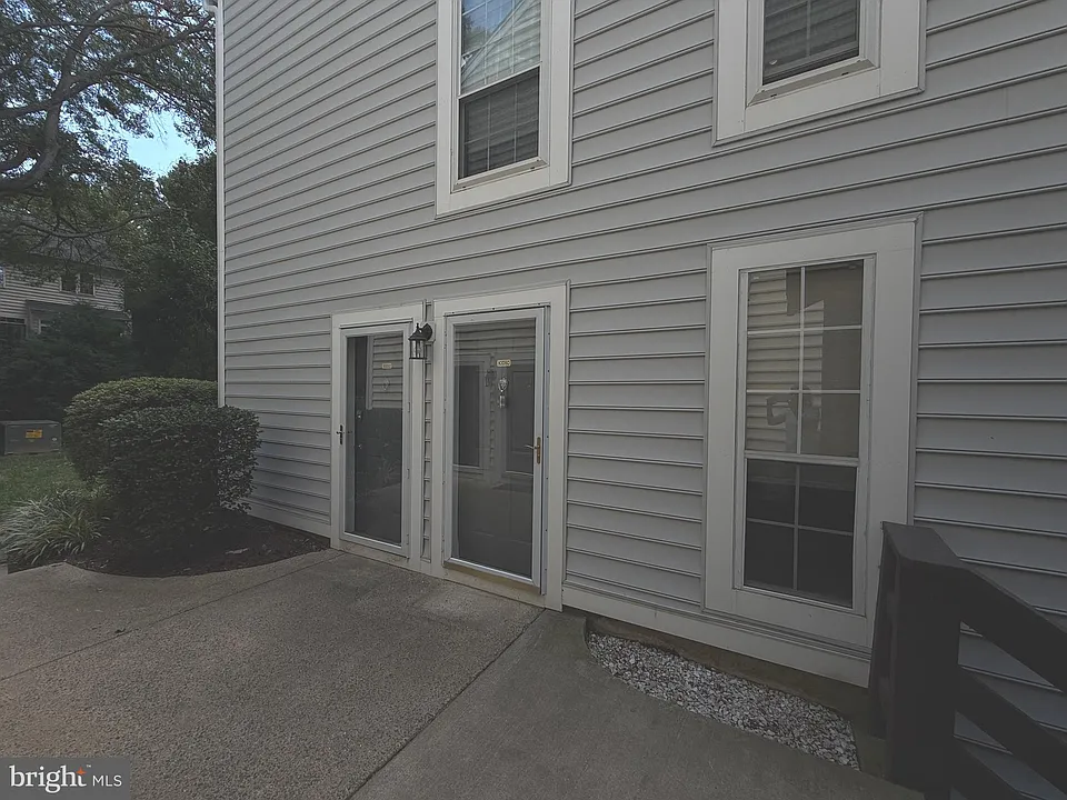 10050 Oakton Terrace Rd