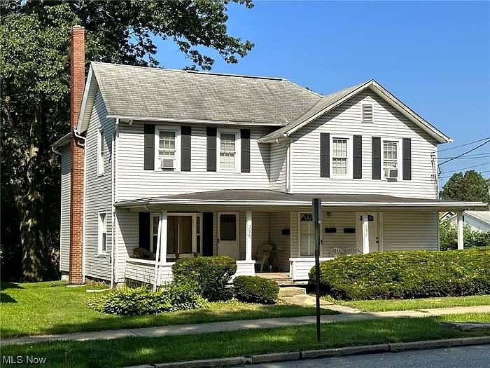 1st image of 258 1/2 High St #258-1/2
