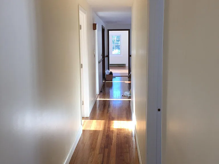 110 Main Blvd — Photo 3