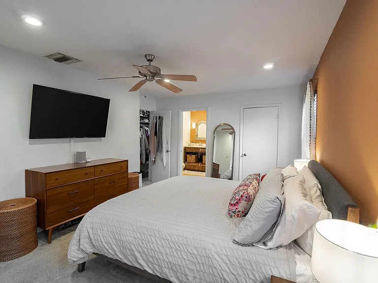 614 Long Bow Ln — Photo 18