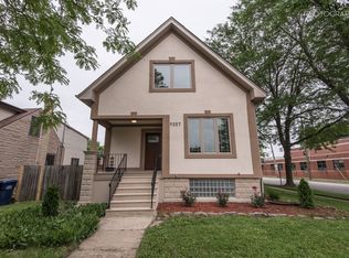 9357 S Spaulding Ave, Evergreen Park, IL 60805