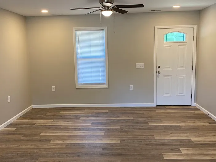 129 W Main Dr — Photo 5