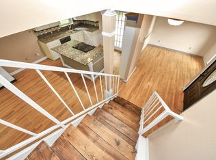 4900 Sandalwood Cir, Baytown, TX 77521