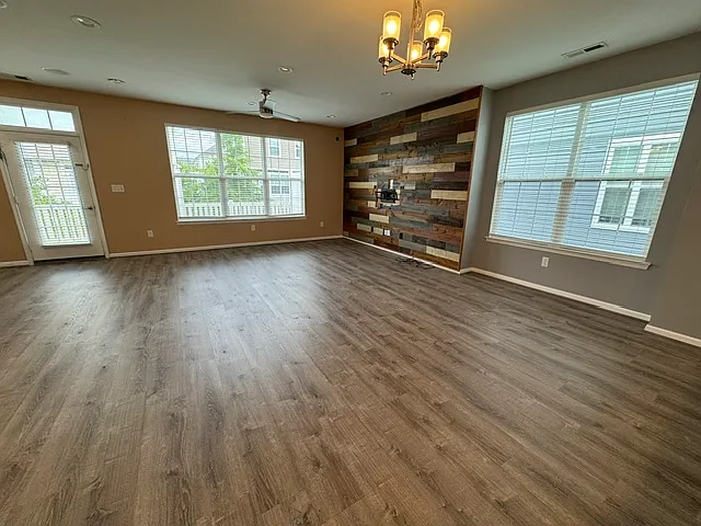 1668 Avalene Way — Photo 3