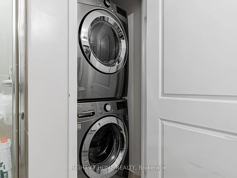 26 Norton Ave #1603 — Photo 21