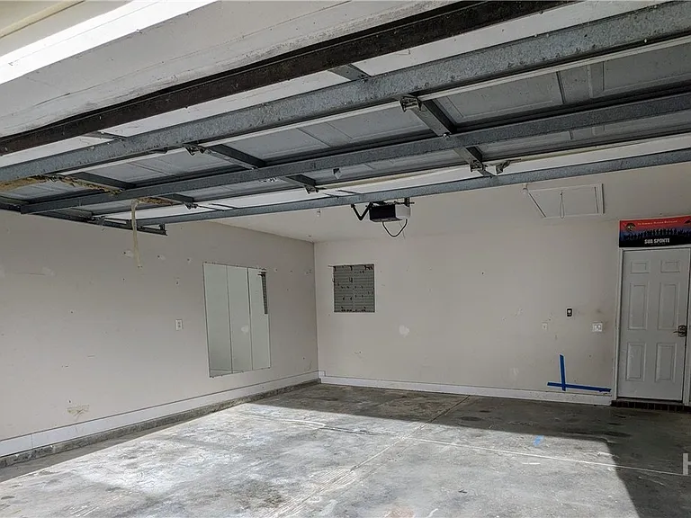 89 Carlisle Ln — Photo 20